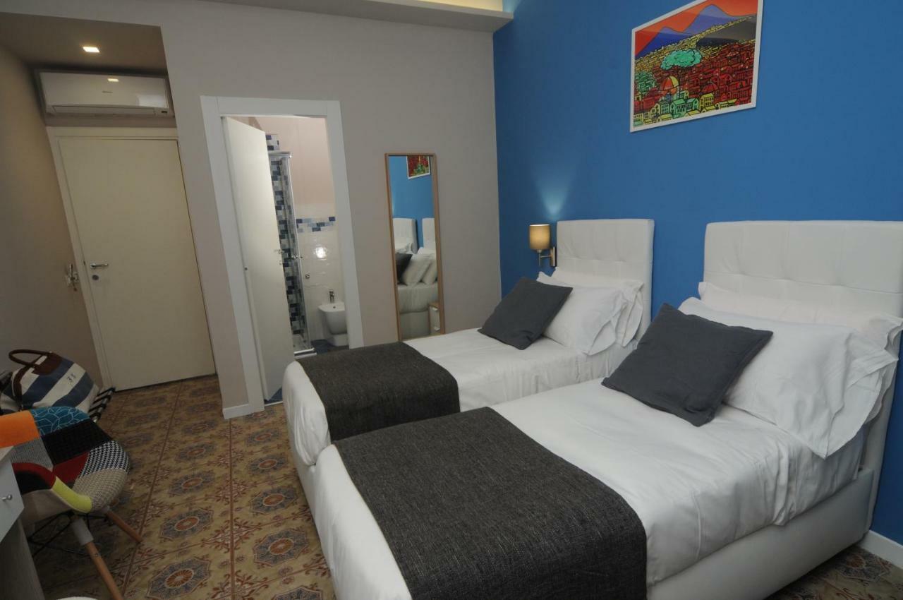 La Casa di Giorgio B&B Napoli Esterno foto